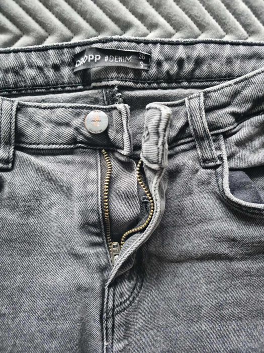 szare spodnie z lampasami, Cropp, 36