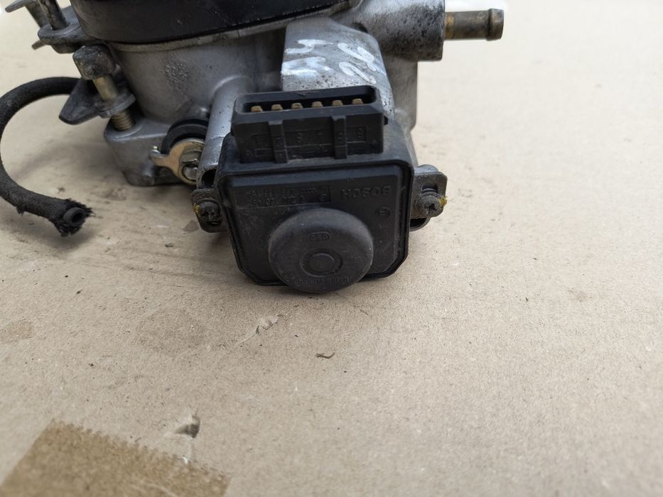 Audi A4 B5 2.6 v6 A8 D2 - Przepustnica 040.078.063Q