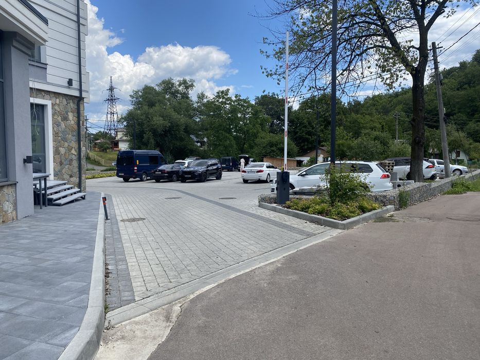 Квартира подобово Апартаменти Яремче з басейном  .