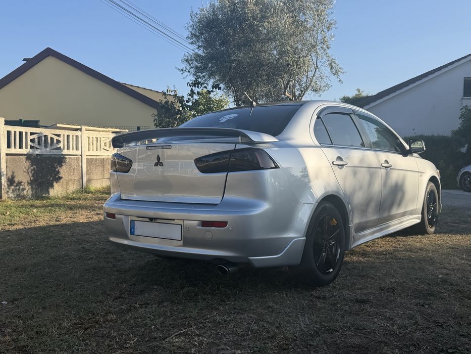 Mitsubishi Lancer
