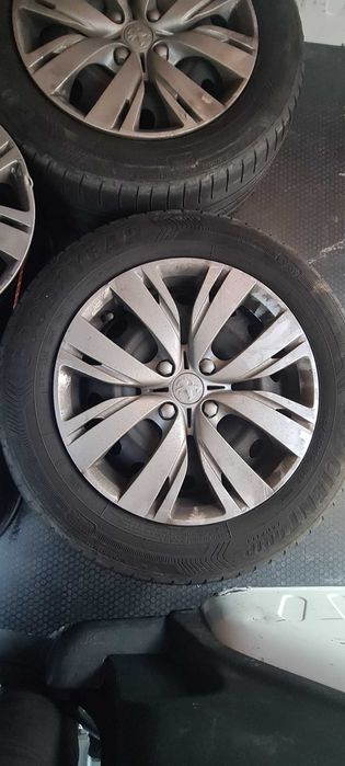 4 Jantes 15' + 2 Pneus para Peugeot Partner