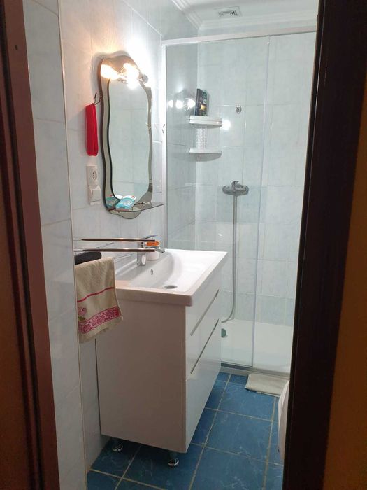 Продаж сучасного будинку 281 м² з панорамною терасою, каміном та видом на місто!