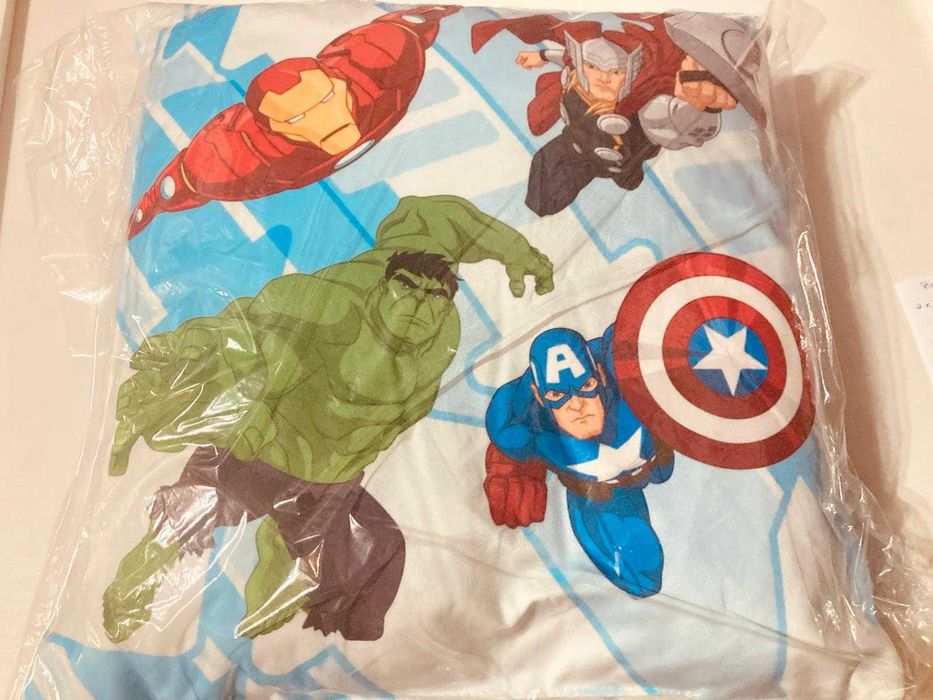 Marvel Avengers Almofada Decorativa 40cm