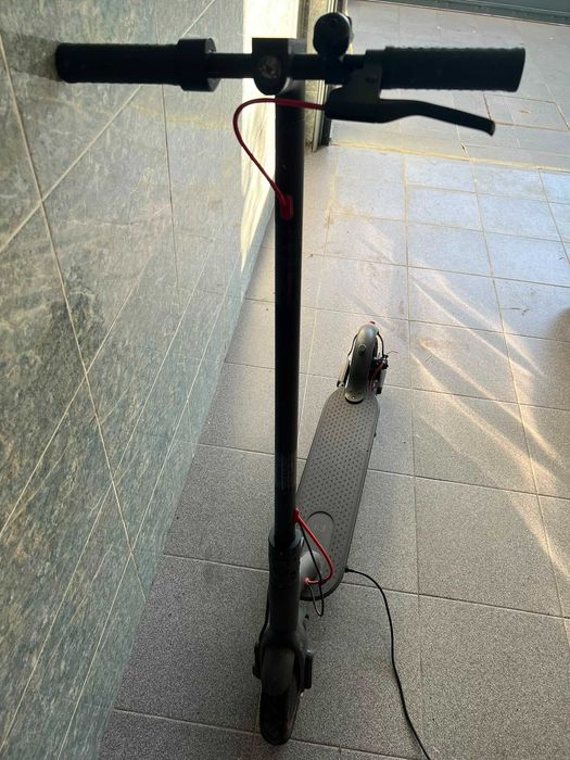 Xiaomi Mi Electric Scooter Pro 2 – Pneu Traseiro Furado (Original c/ Software Modificado)