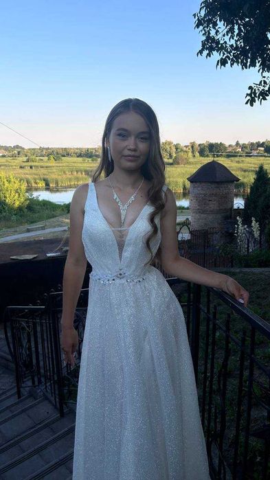 Сукня вечірня ,була  пошита на замовлення