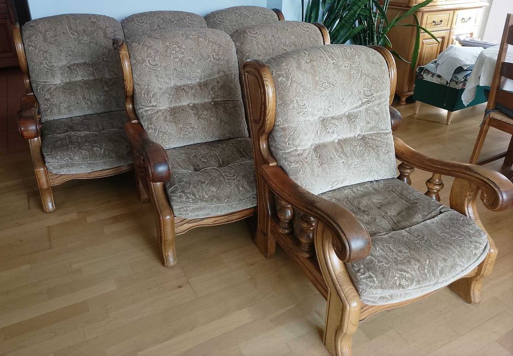 Kanapy dębowe typu holenderskiego
