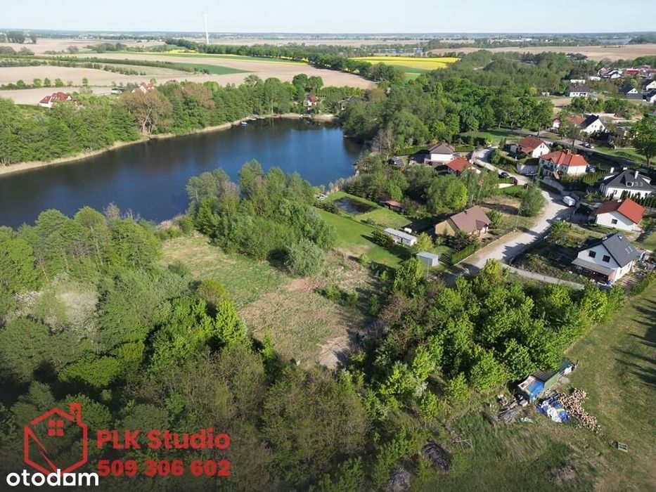 Budowlana z linią  brzegową