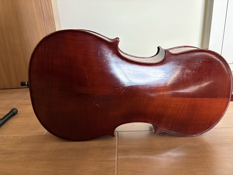 Violoncelo 3/4 do Luthier Ricardo Belinha + arco + saco de transporte