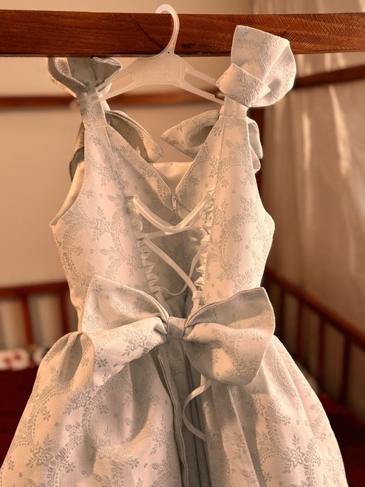 Святкова сукня з блиском