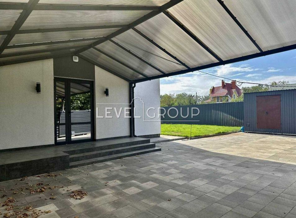 Продається сучасний будинок з якісним ремонтом у Русанівських садах