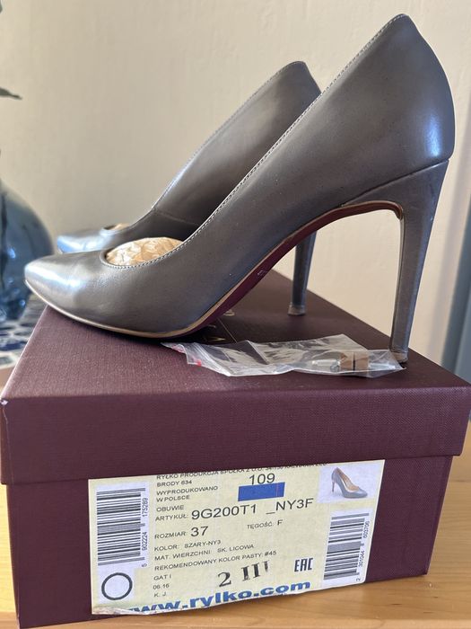 Szpilki rozm. 37 - Ryłko + pasta i fleki