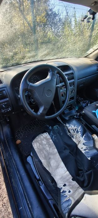 Vendo Vectra 1.7 TD peças