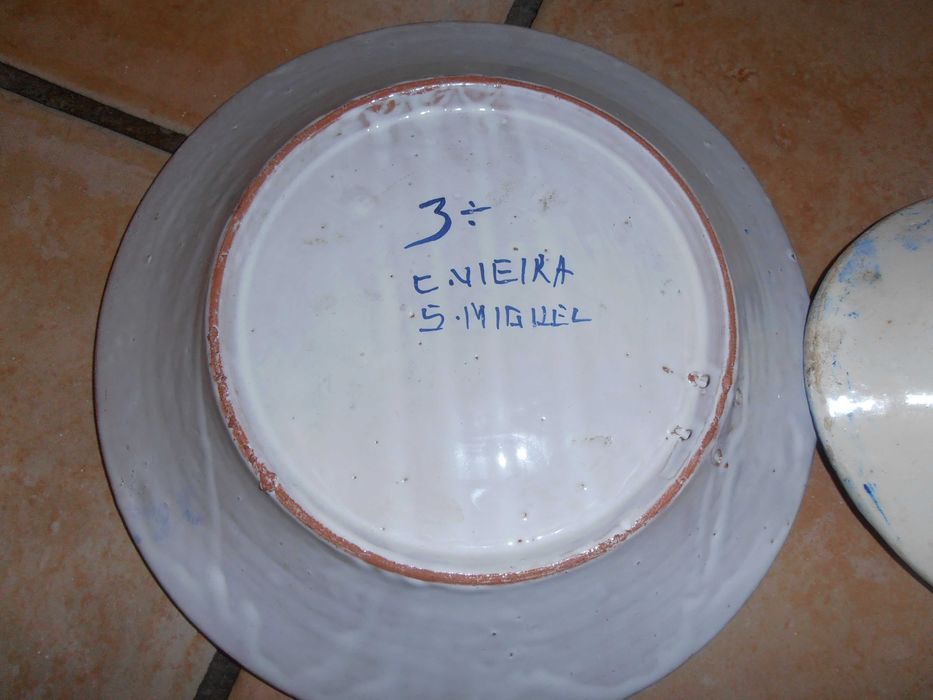 travessa 30 cm+ prato 27 cm de faiança, antigas-miragaia,açores