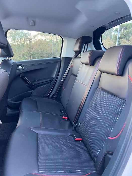 Peugeot208gtline