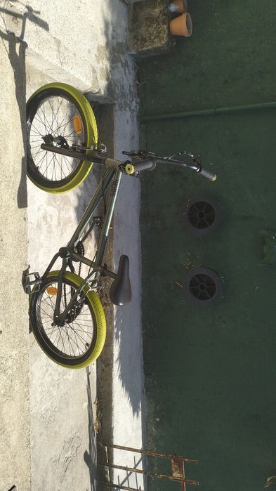 Bicicleta bmx usada