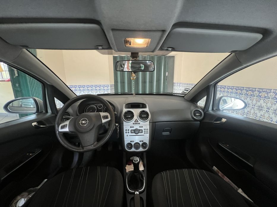Opel Corsa D 1.2 | 58.000 km | 5 portas