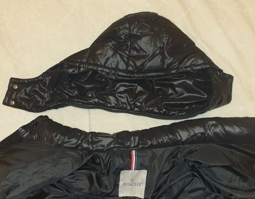 Moncler Maya 70th Anniversary Black Size L – Novo – 950€