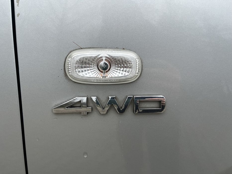 Hyundai Santa Fe 2.2 CRDi 4WD 150 KM 2006 rok