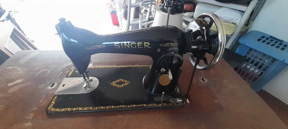 Maquina costura singer