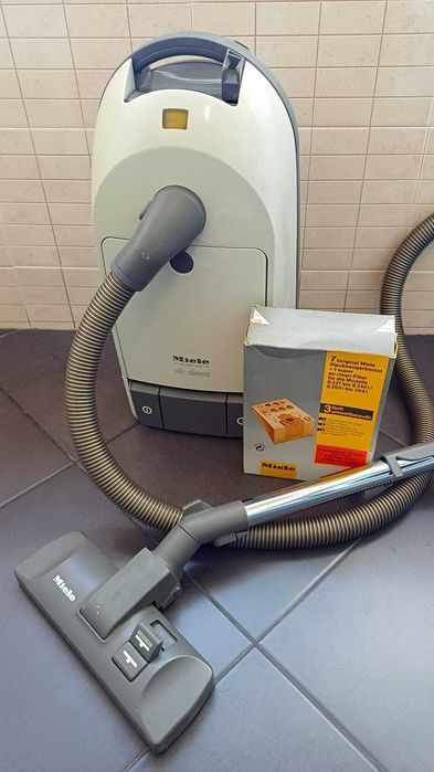 Aspirador Miele Air Clean + Filtros