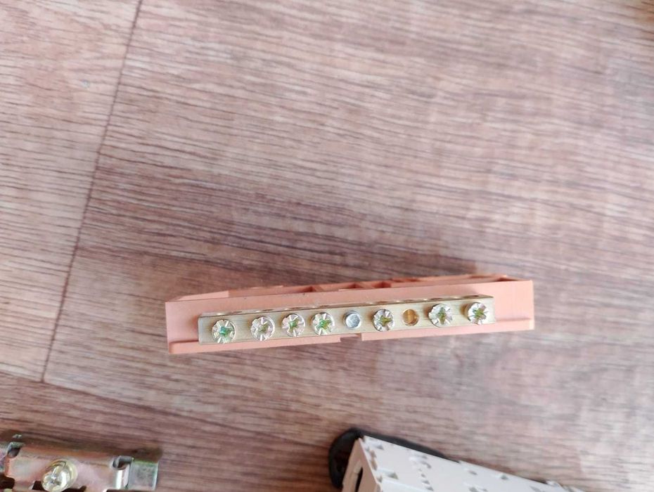 Щиток розподільчий ETI