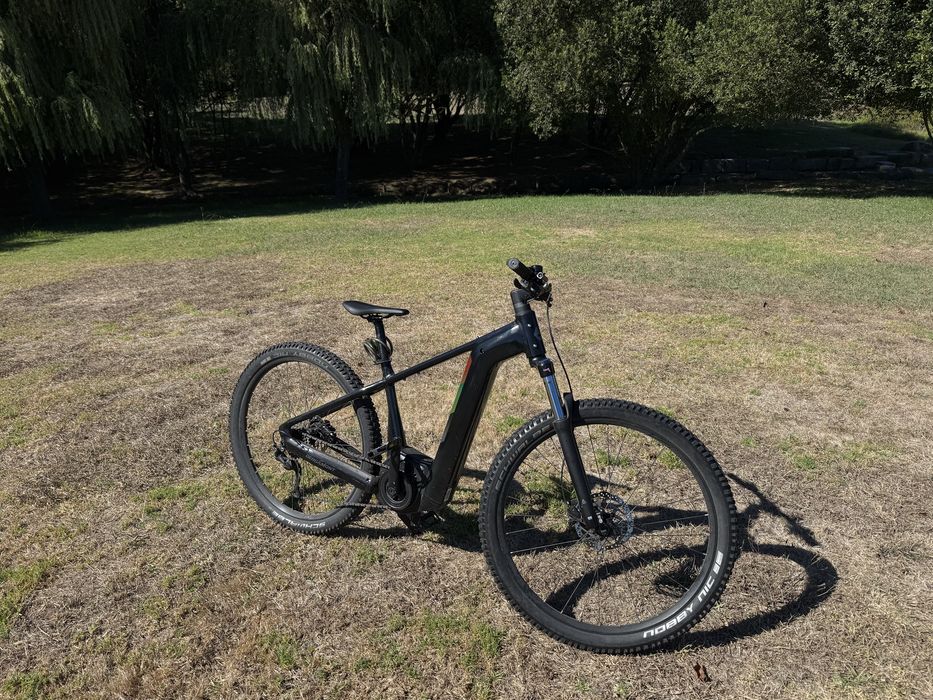 Bergamont E-Revox Edition E-Bike | 1000 km | Bosch | Excelente Estado