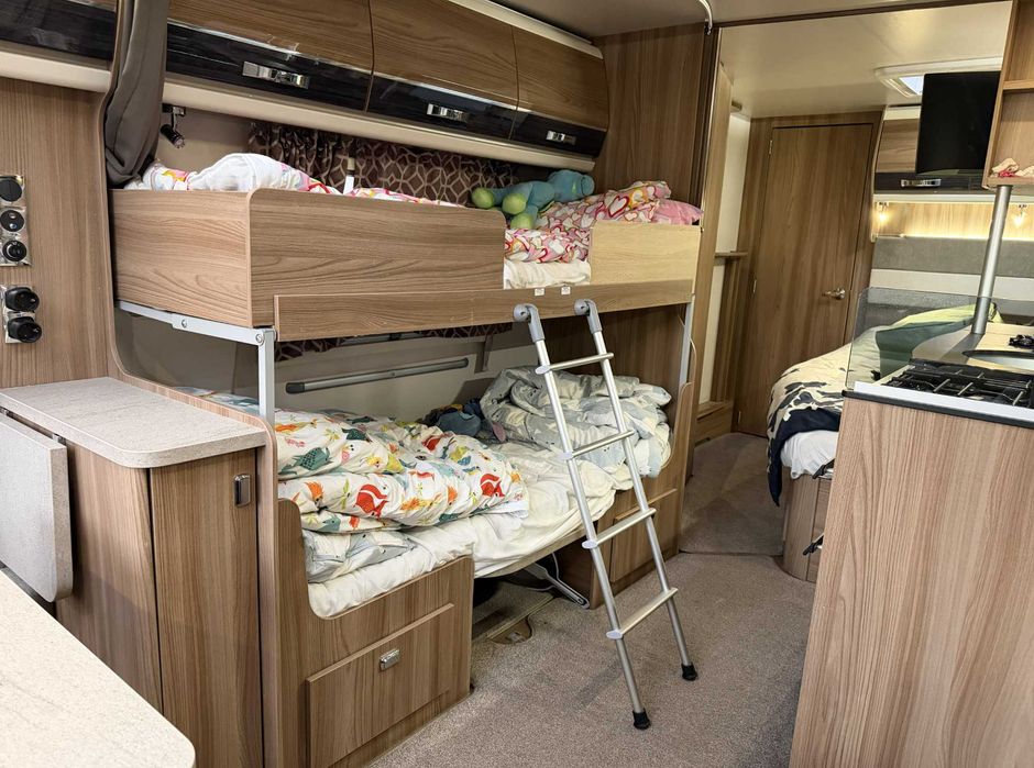 Swift CONQUEROR 630 2018 | ALDE | ATC | Mover 4x4 | 6 Osobowa | Solar