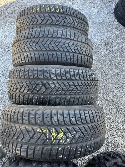 Opony zimowe 255/45/19 Pirelli 2021r