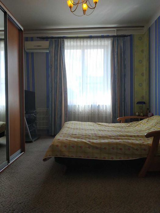 Продам дом м. Алексеевское б. Фронтовиков