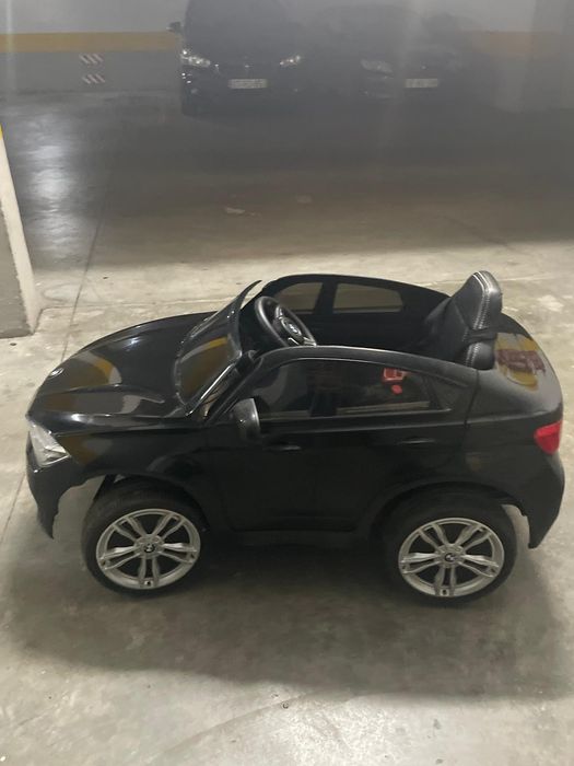 Carro elétrico para criança
