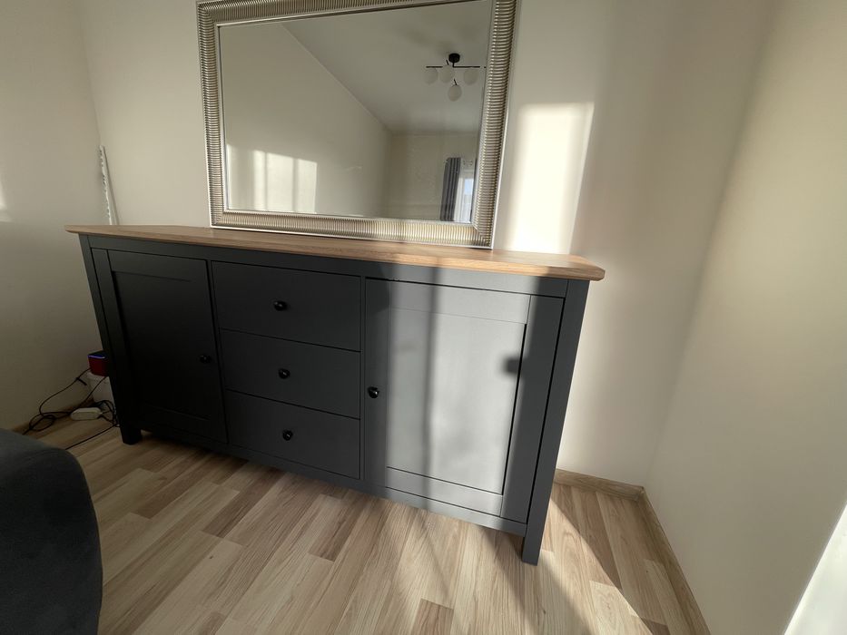 Komoda black red white hesen