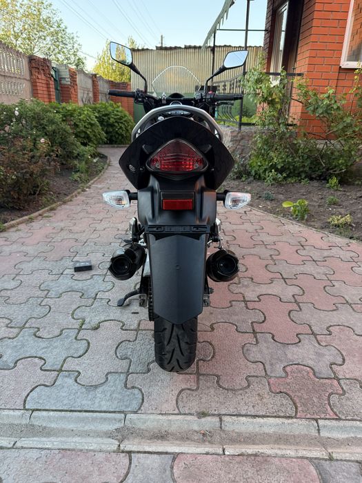 Мотоцикл Suzuki GSR250 розмитнений