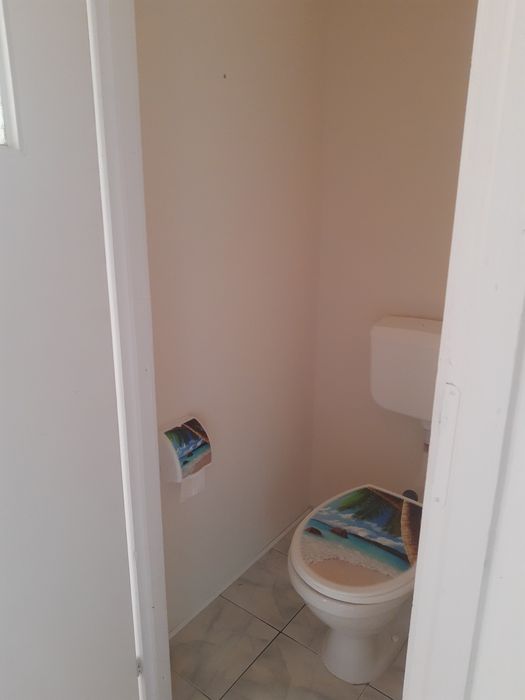 WOLNY,  Domek blisko jeziora Hańczy