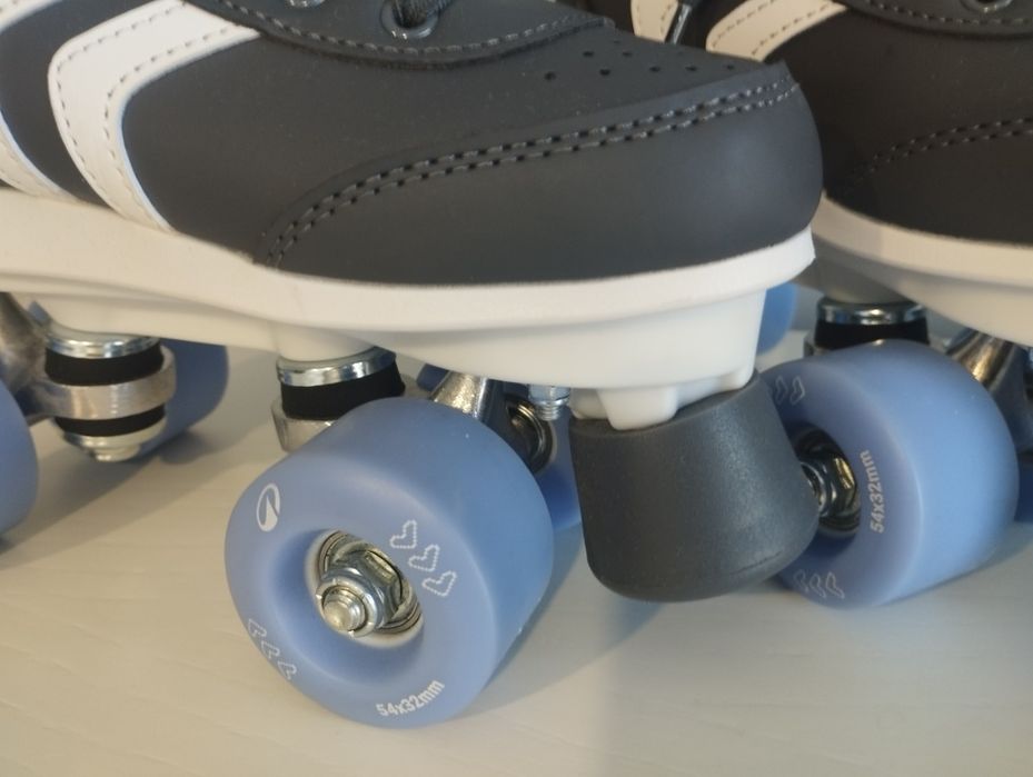 Patins 4 rodas de criança