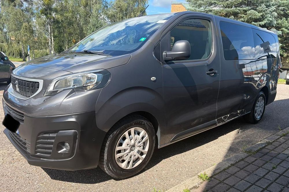 Peugeot Traveller