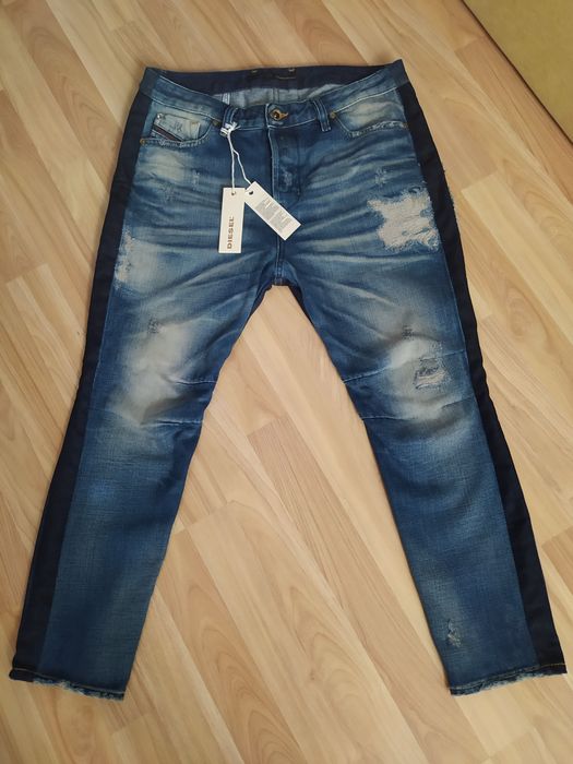 Продам нові джинси бойфренди Diesel (оригінал) р.27.