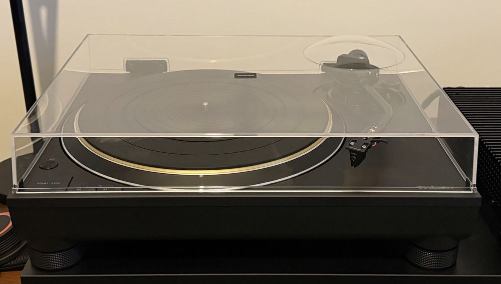 Gira-discos Technics SL-1300G preto + Ortofon MC X30 + Extras
