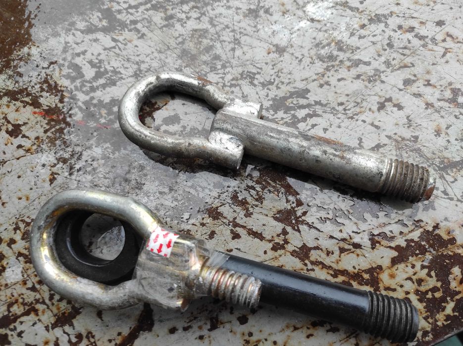 Буксировочный крюк (ухо, петля) Крюк для буксировки