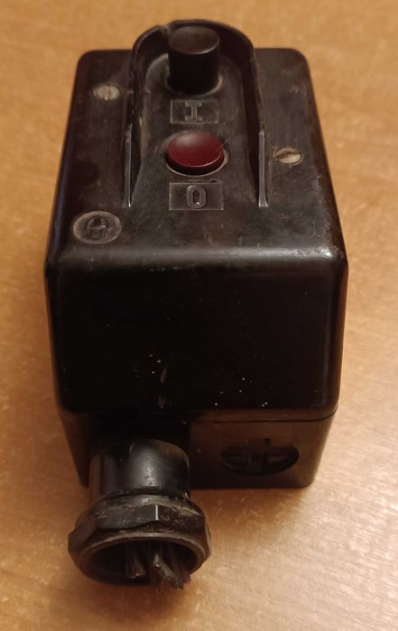 Stary niemiecki przełącznik ebonitowy Klöckner-Möller PKZ 1