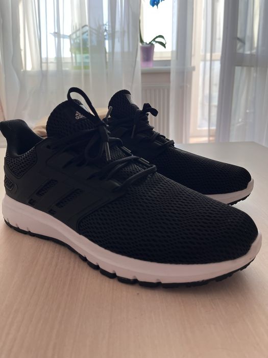 Чоловічі кросівки для бігу Adidas нові