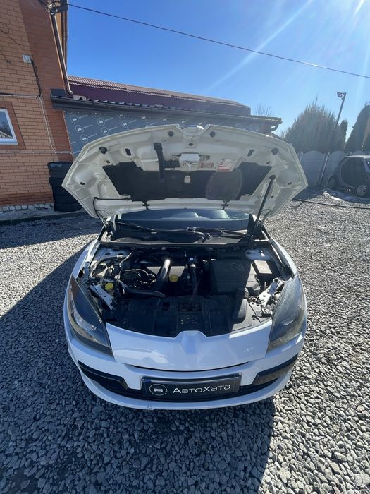 Renault Megane не фарбований