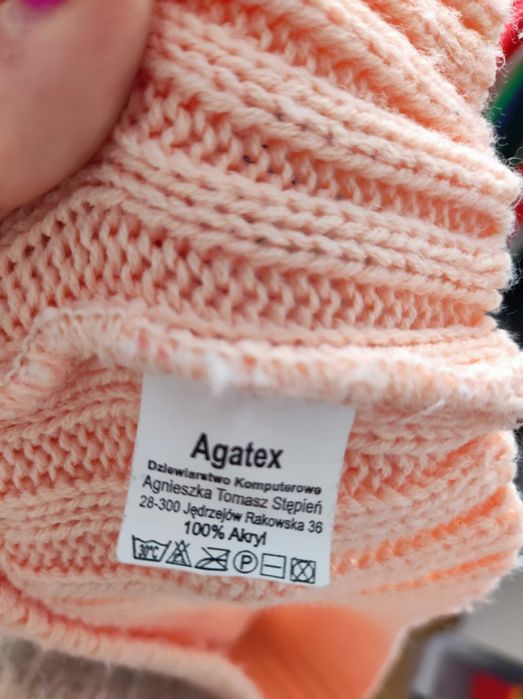 Akrylowy sweterek r. M