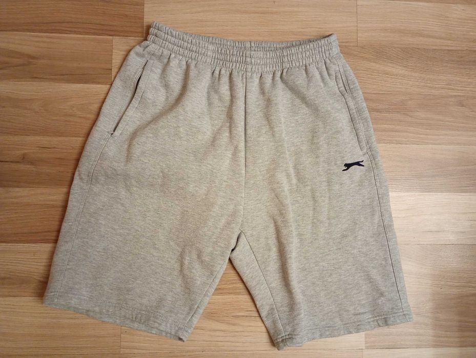 Szare spodenki męskie Puma 36 cm w pasie