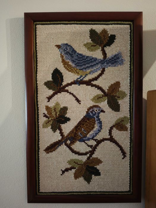 Quadro em arraiolos 79x49 feito à mão