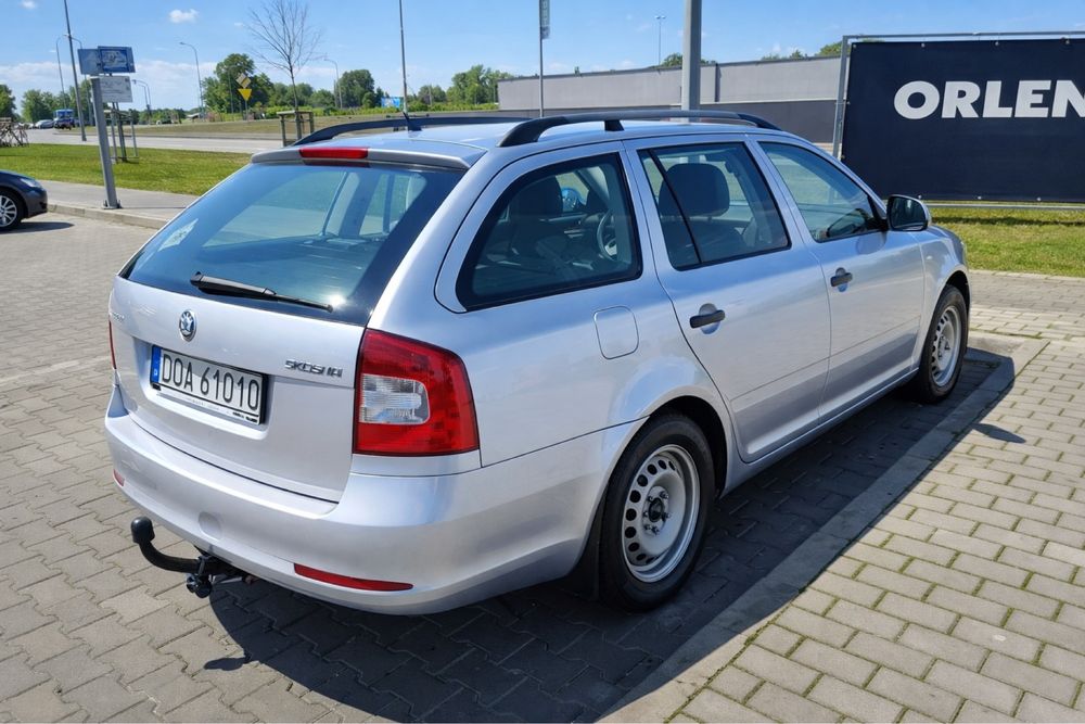 Wynajem Osobowe Dostawcze Bus WYPOŻYCZALNIA 24/7 WYNAJĘCIA UBER BOLT