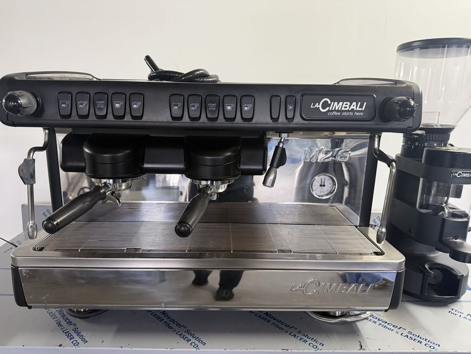 Maquina de cafe industrial la cimbaly M26