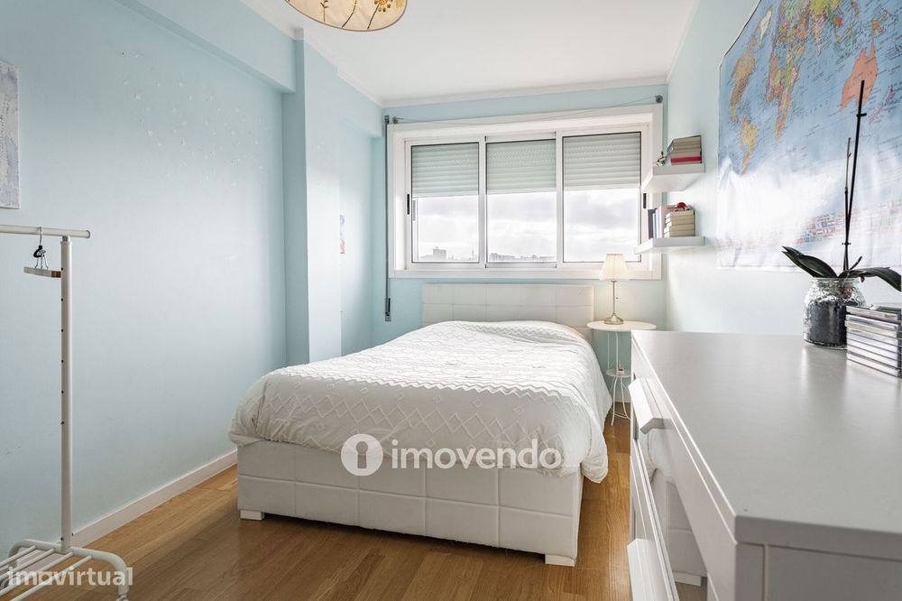 Apartamento T3, com lugar de estacionamento, em Matosinhos