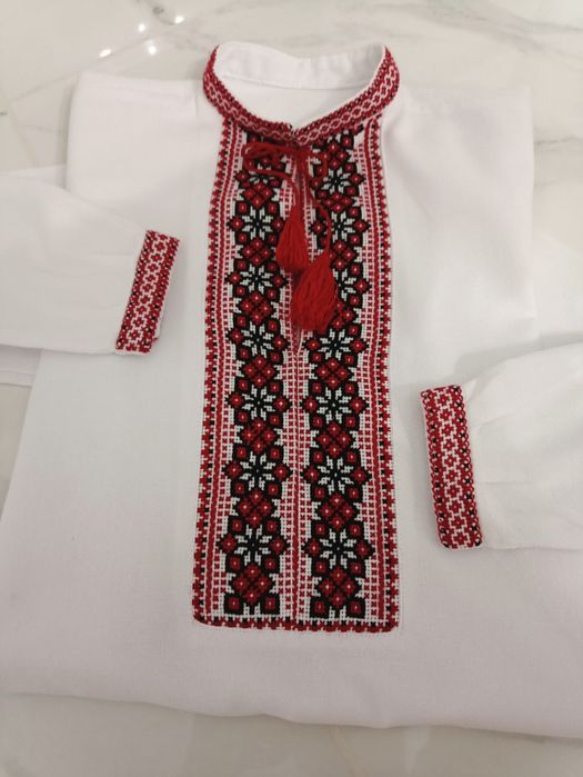 Вишиванка Ручна вишивка Сорочка вишита для хлопчика підліткова