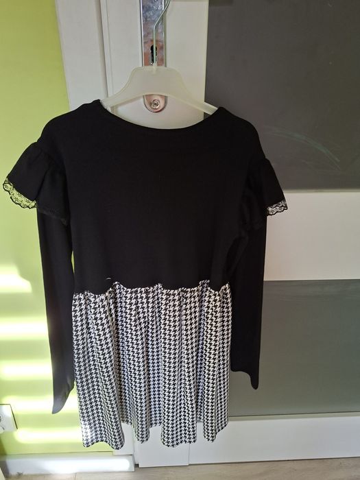 Nowa sukienka Nicol 146