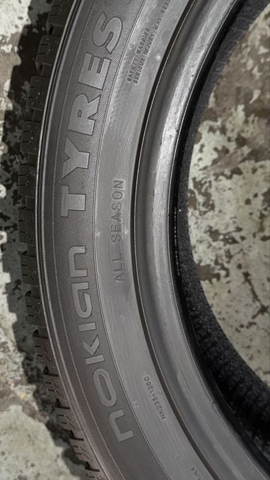 Pneus 235/50r19 Nokian Tyres SeasonProof 1 com 95% de piso